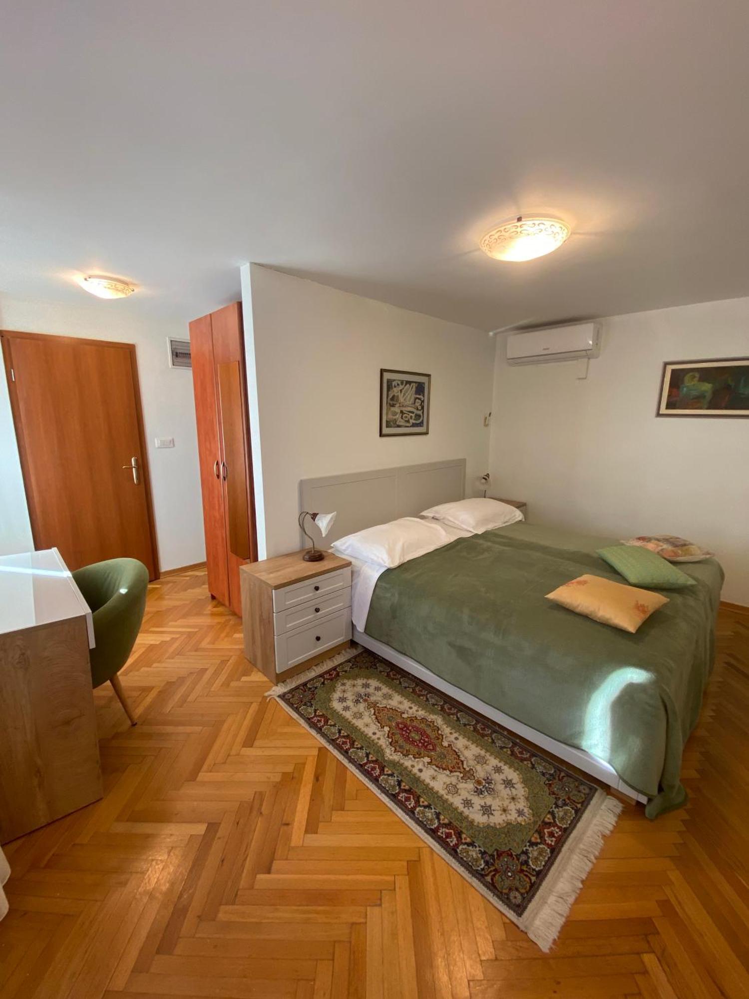 Rooms Base Split Extérieur photo