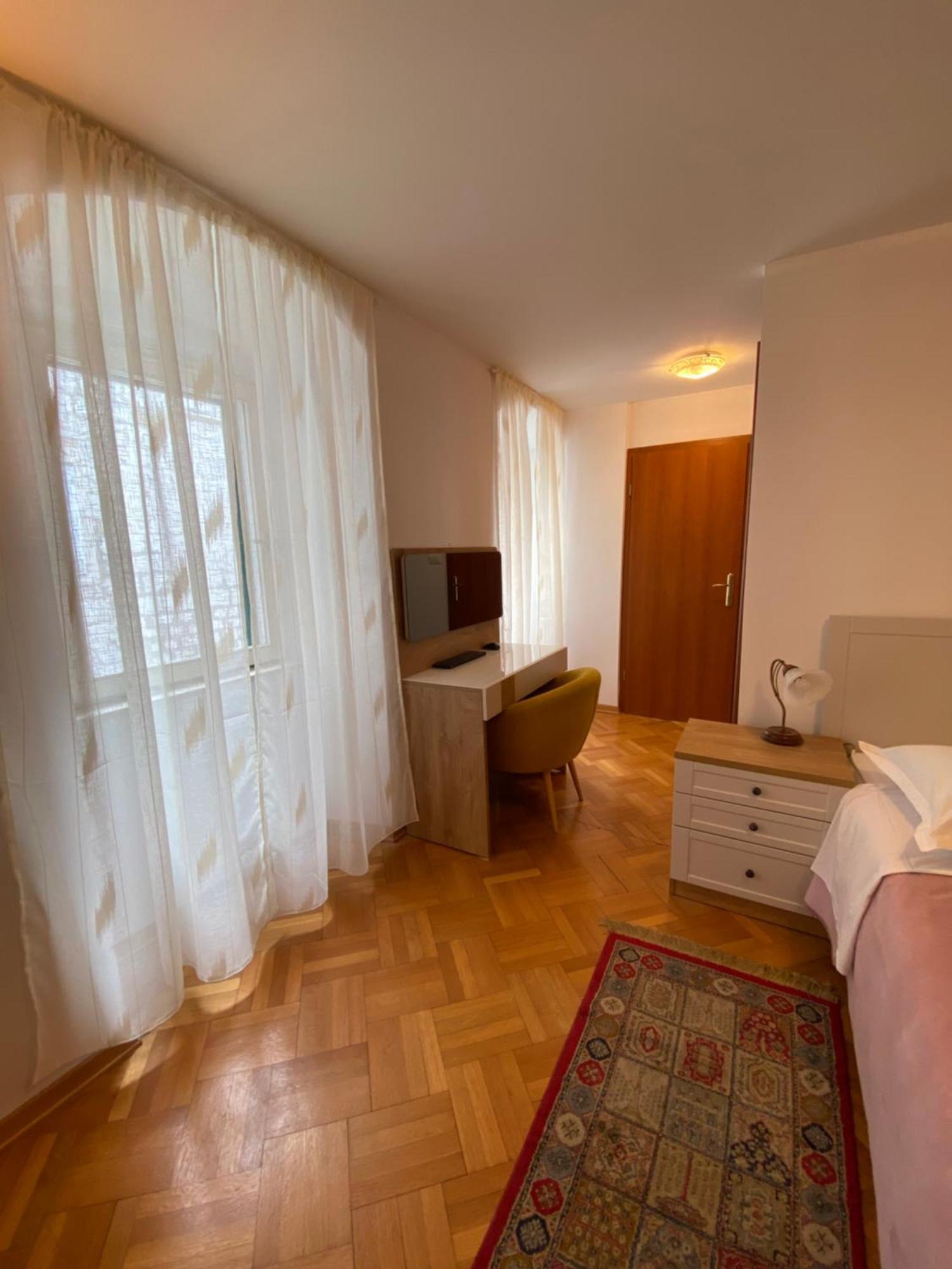 Rooms Base Split Extérieur photo