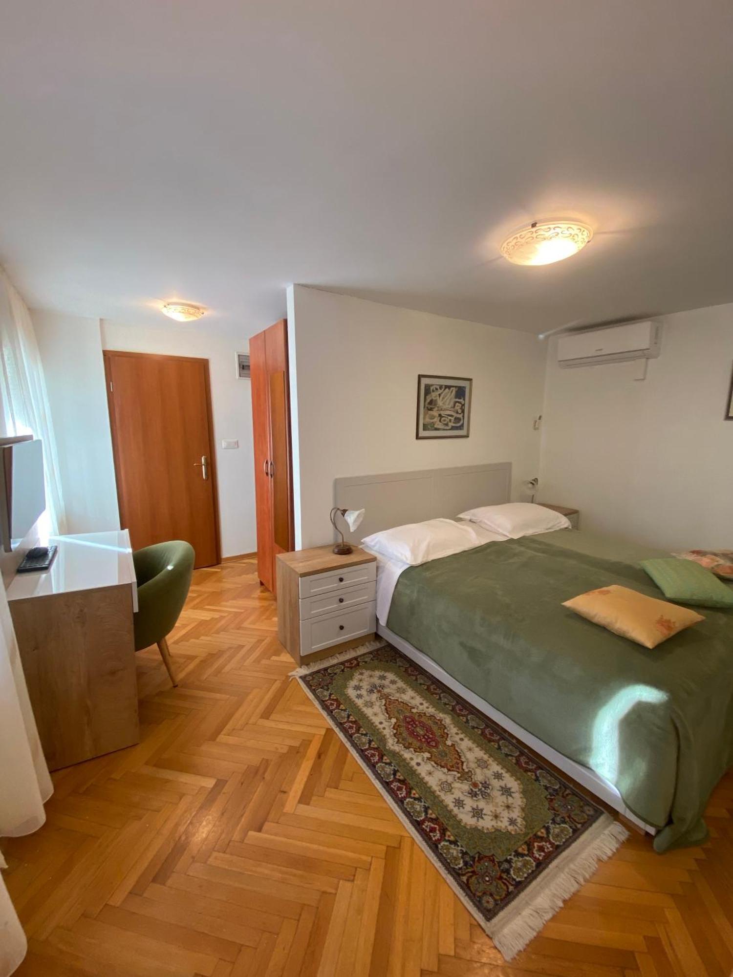 Rooms Base Split Extérieur photo